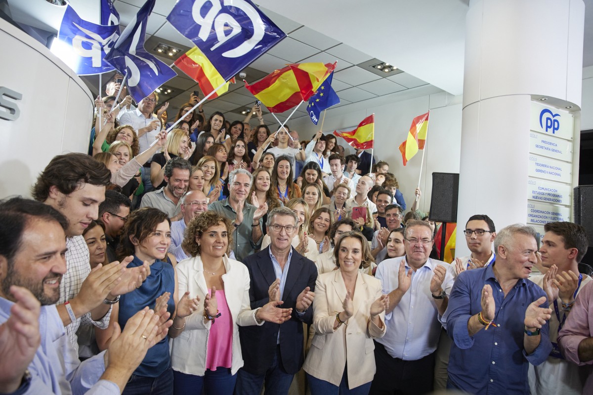 Dirigentes del PP durante la noche electoral.