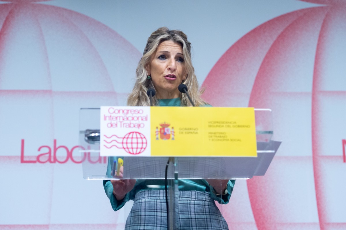 La vicepresidenta segunda y ministra de Trabajo y Economía Social, Yolanda Díaz, durante una rueda de prensa para presentar el Congreso Internacional del Trabajo.