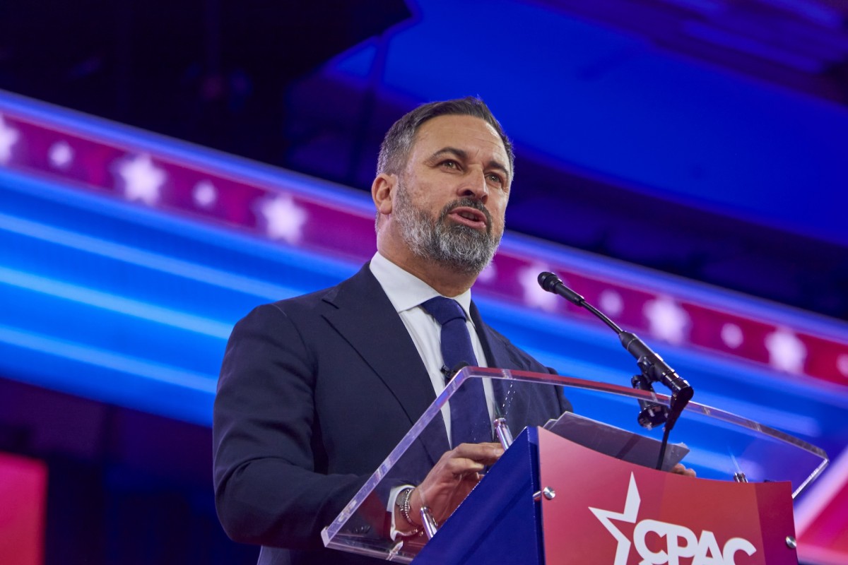 Santiago Abascal pronuncia un discurso ante el CPAC, la conferencia de referencia para la extrema derecha global.