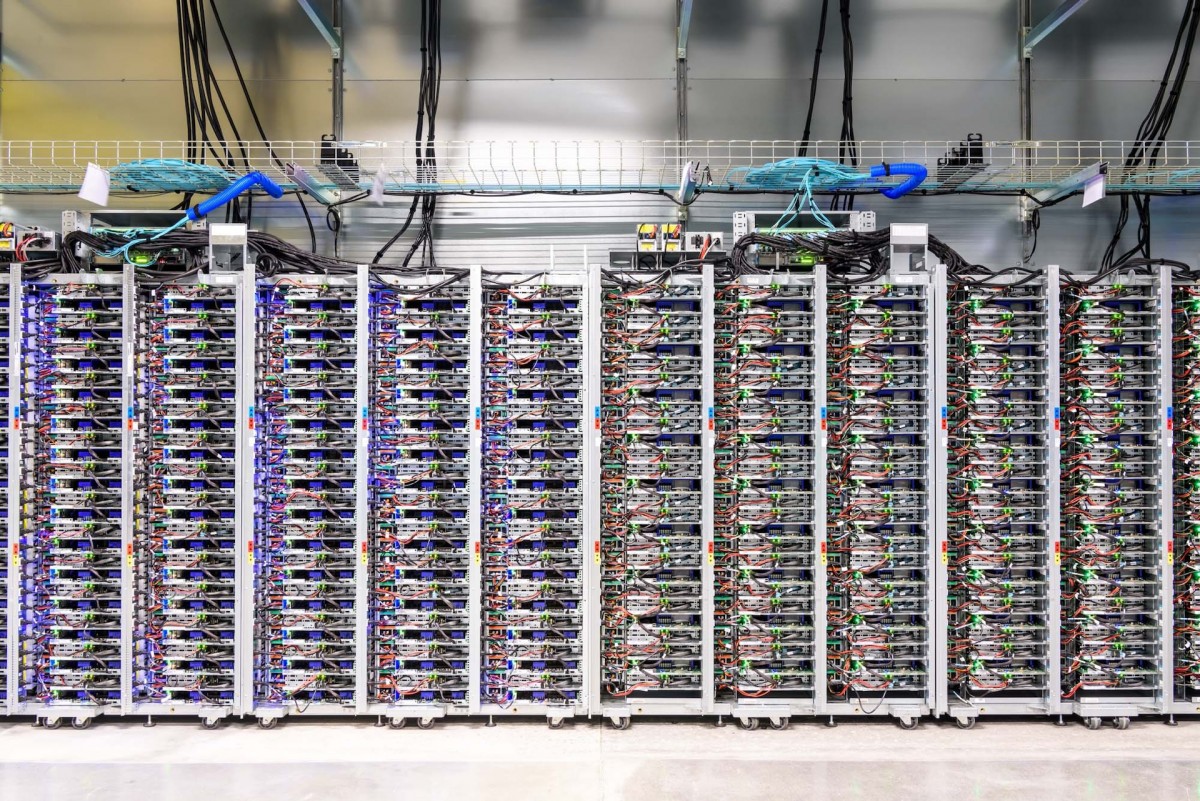 Centro de datos en Saint-Ghislain (Bélgica).