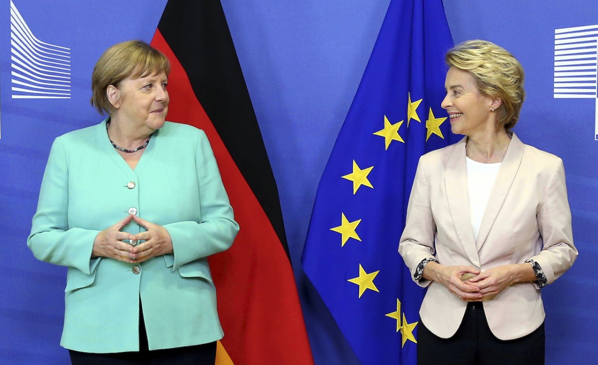 Angela Merkel and Ursula von der Leyen.