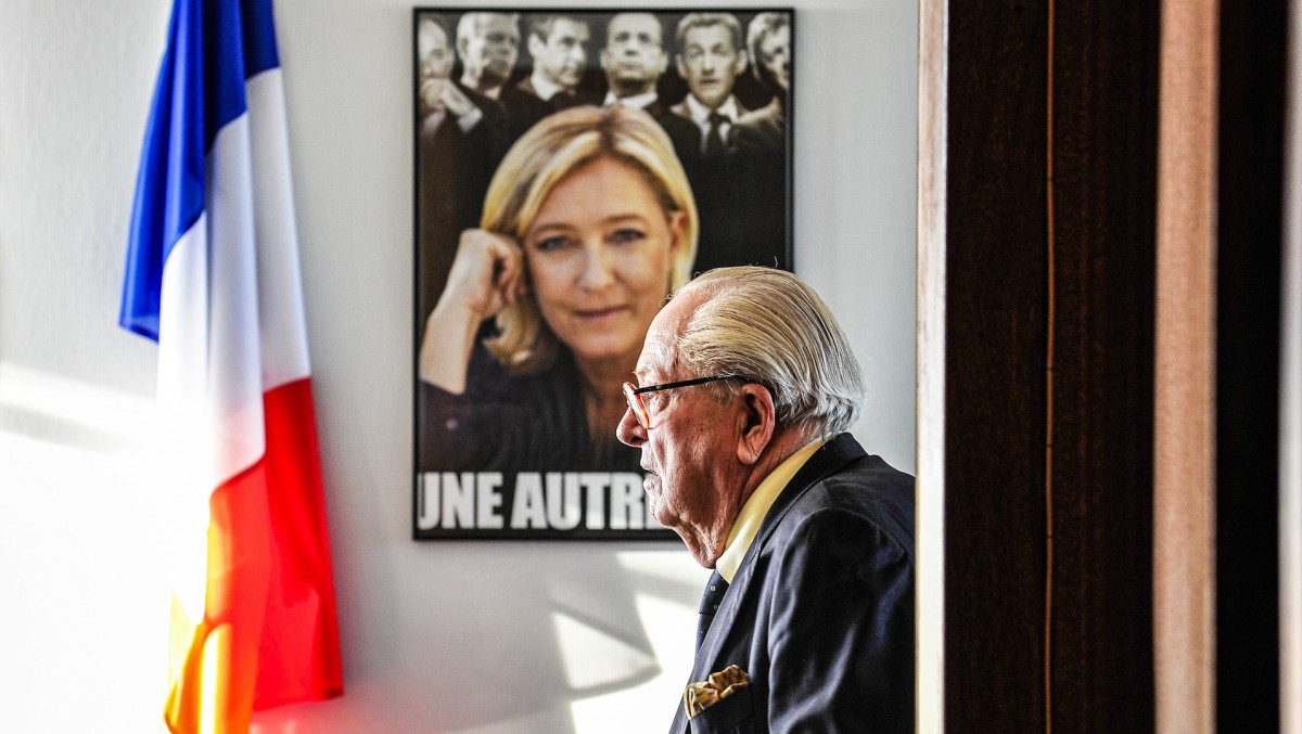 Jean-Marie Le Pen tras hablar en un acto en apoyo a su hija en 2014.