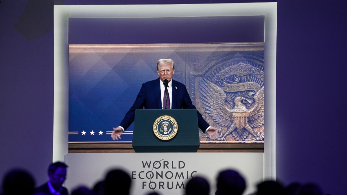 In his speech at the Davos Forum, Trump promised the lowest taxes in the world for those operating in the US but warned of tariffs for those who did not.