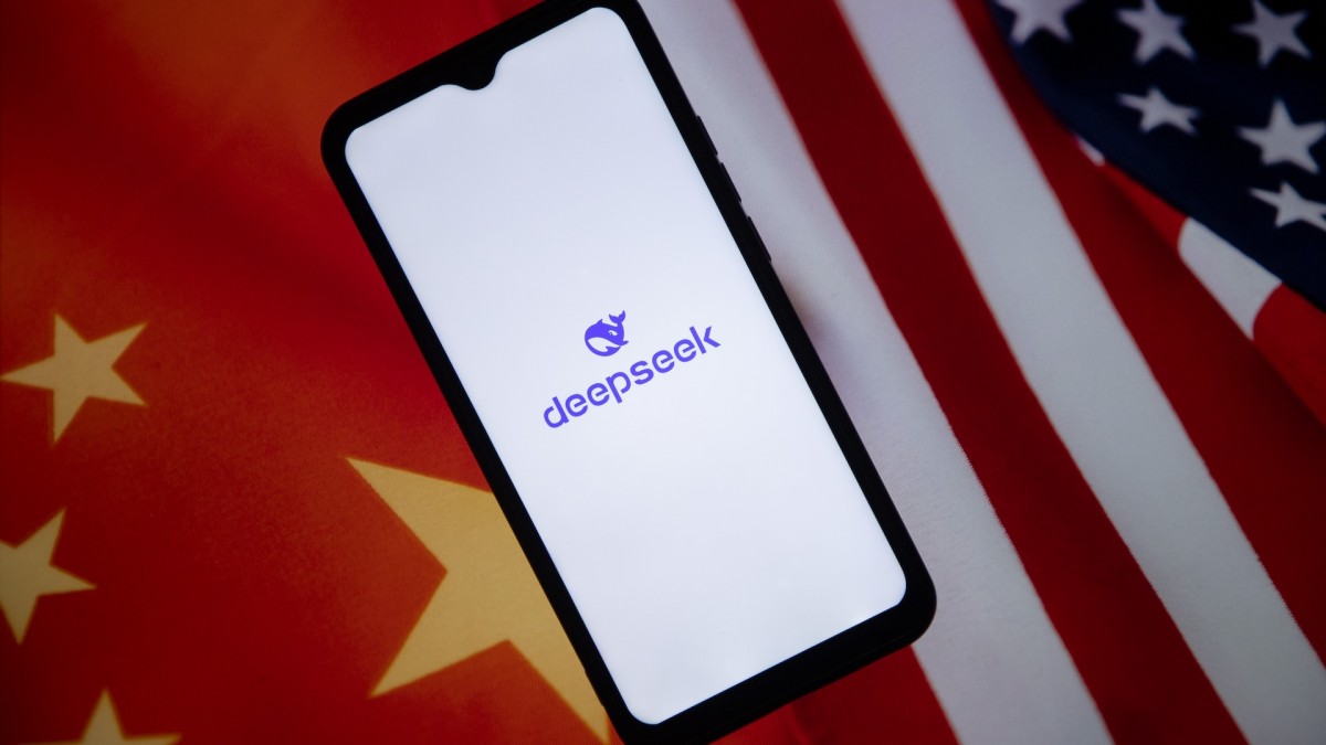 La irrupción de DeepSeek provocó una caída generalizada en bolsa de las grandes empresas tecnológicas americanas.