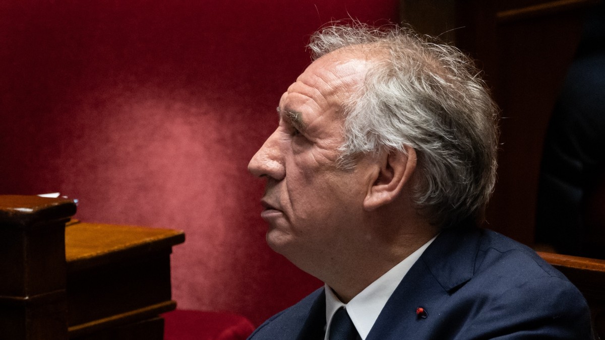 Bayrou durante una sesión de control en la Asamblea Nacional.