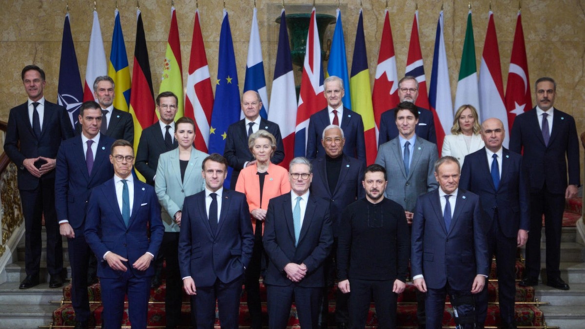 La presidenta de la Comisión, Ursula von der Leyen, y varios líderes de la Unión Europea se reunieron en Londres con aliados para reforzar su apoyo a Ucrania.