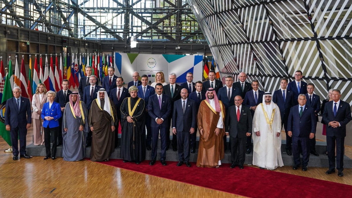 Participants in the first summit between the European Union (EU) and the Gulf Cooperation Council (GCC) pose for a group photo in Brussels.