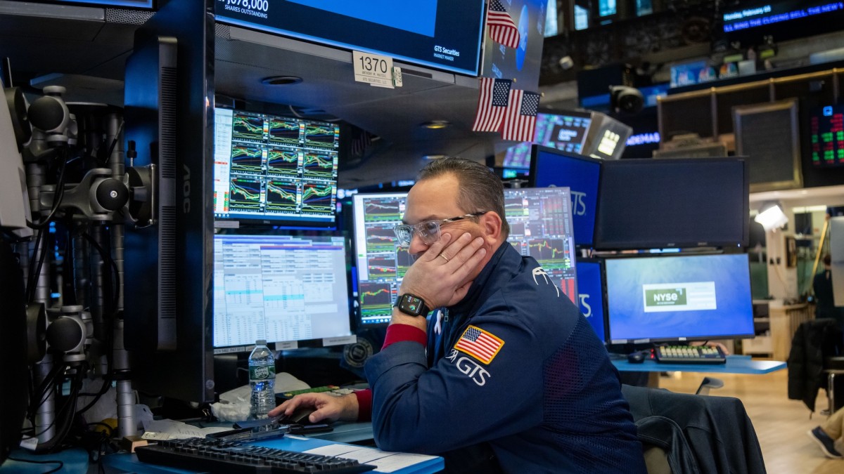 Una de las reacciones más inmediatas a la política comercial de Trump ha sido la caída generalizada de las bolsas, que registran su peor semana desde la pandemia.