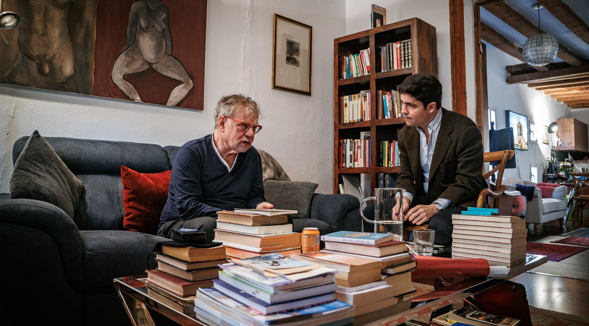 El constitucionalista Joseph Weiler atiende a 'Agenda Pública' en su casa de Madrid.