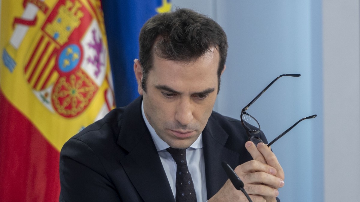 El ministro de Economía, Comercio y Empresa, Carlos Cuerpo, durante una rueda de prensa posterior al Consejo de Ministros.
