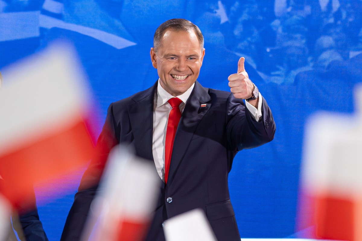 Karol Nawrocki celebra su victoria en las elecciones presidenciales en Polonia.  