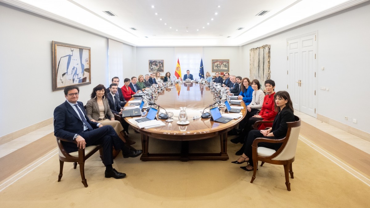 El Consejo de Ministros será el órgano que emitirá el dictamen final del Estado sobre la OPA del BBVA al Banc Sabadell.