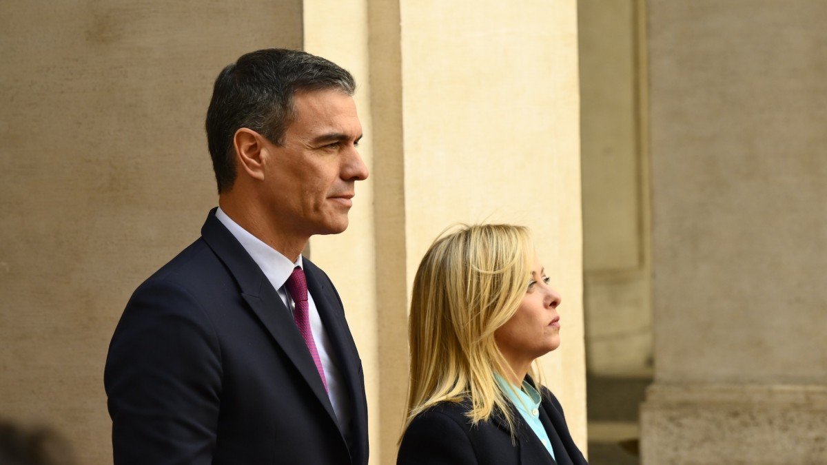 Pedro Sánchez y Giorgia Meloni se reunen en Roma, en abril de 2023.