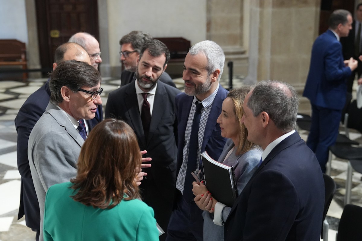 El presidente de la Generalitat de Catalunya, Salvador Illa, y el Presidente y Consejero Delegado de AENA, Maurici Lucena.