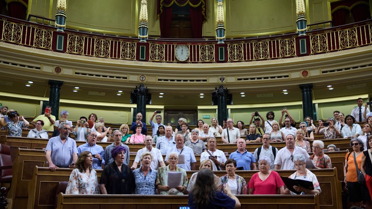 Acto de homenaje durante las jornadas de puertas abiertas del Congreso la pasada semana. | Jesús Hellín / Europa Press / ContactoPhoto