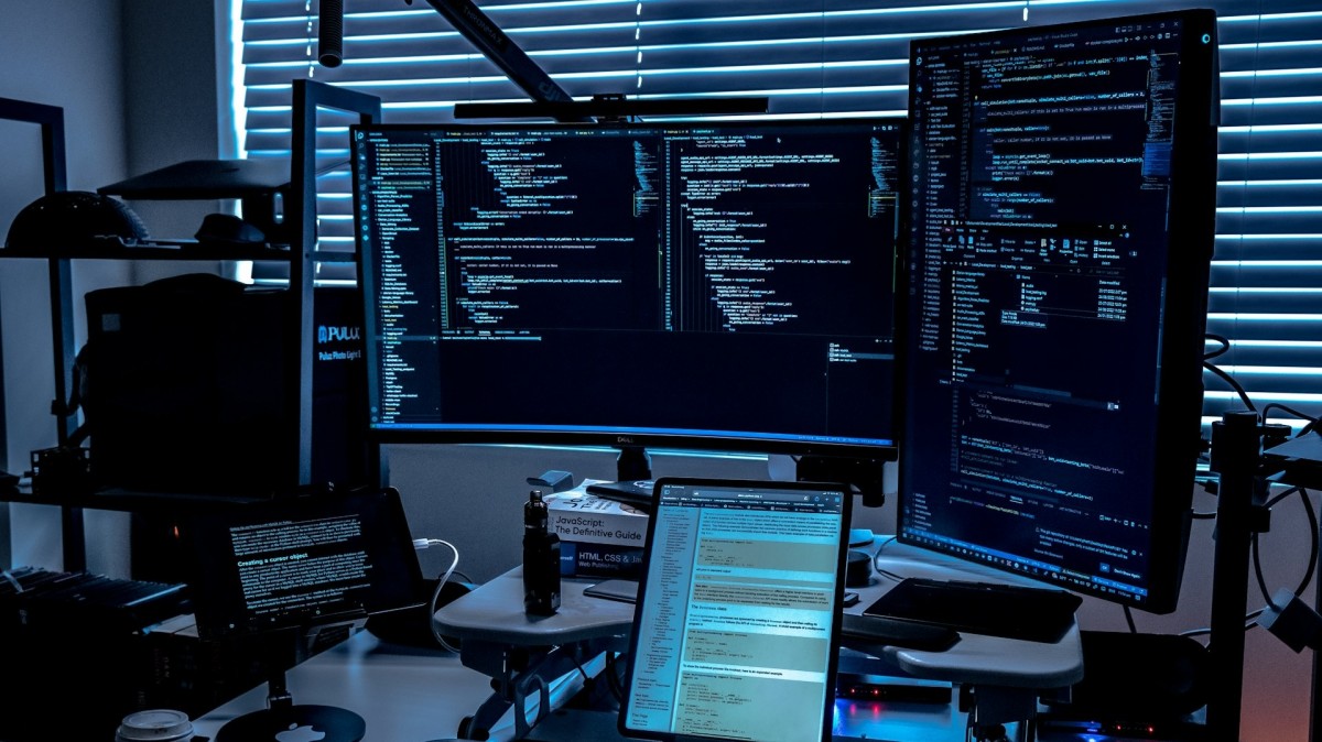 En 2024, el Departamento de Seguridad Nacional elevó el Índice de actividad de los Servicios de Inteligencia extranjeros hasta los 121 puntos en su informe anual.