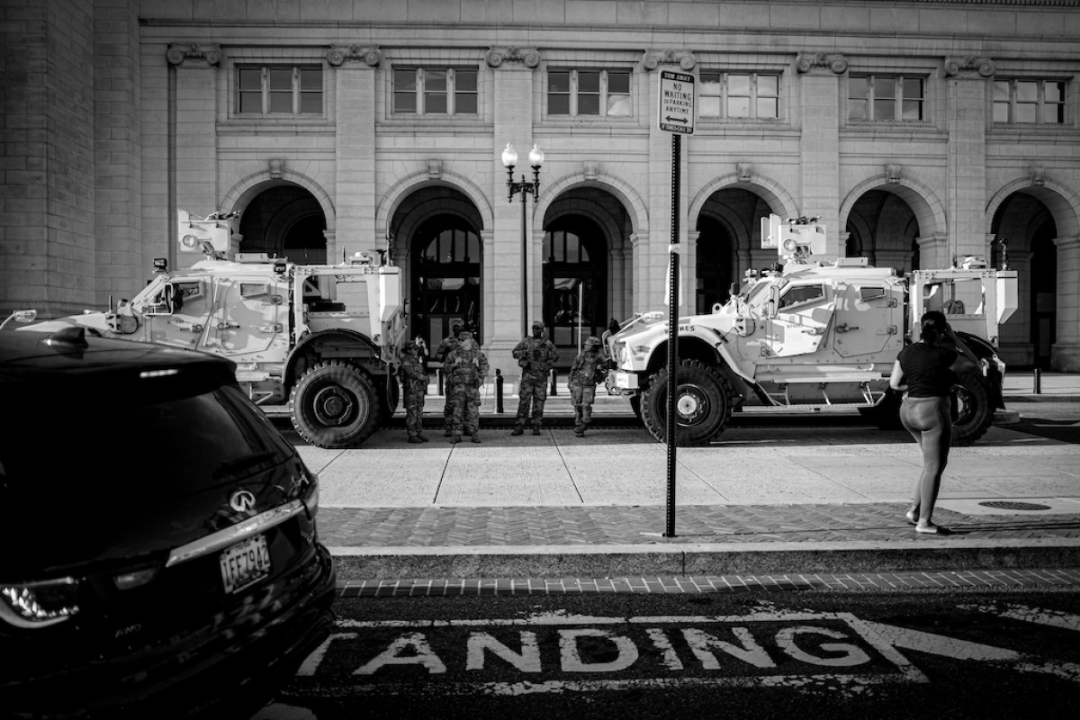 Tropas de la Guardia Nacional en Union Station.