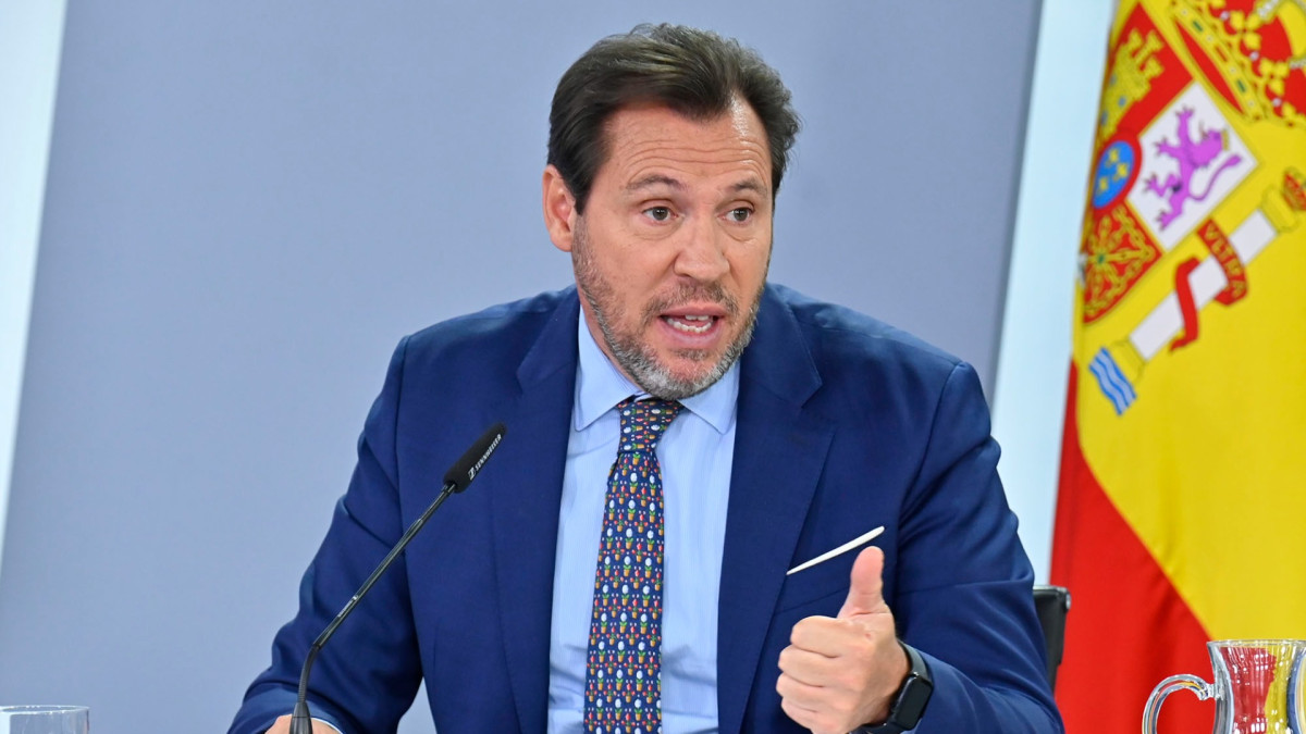 Óscar Puente durante una rueda de prensa del Consejo de Ministros.
