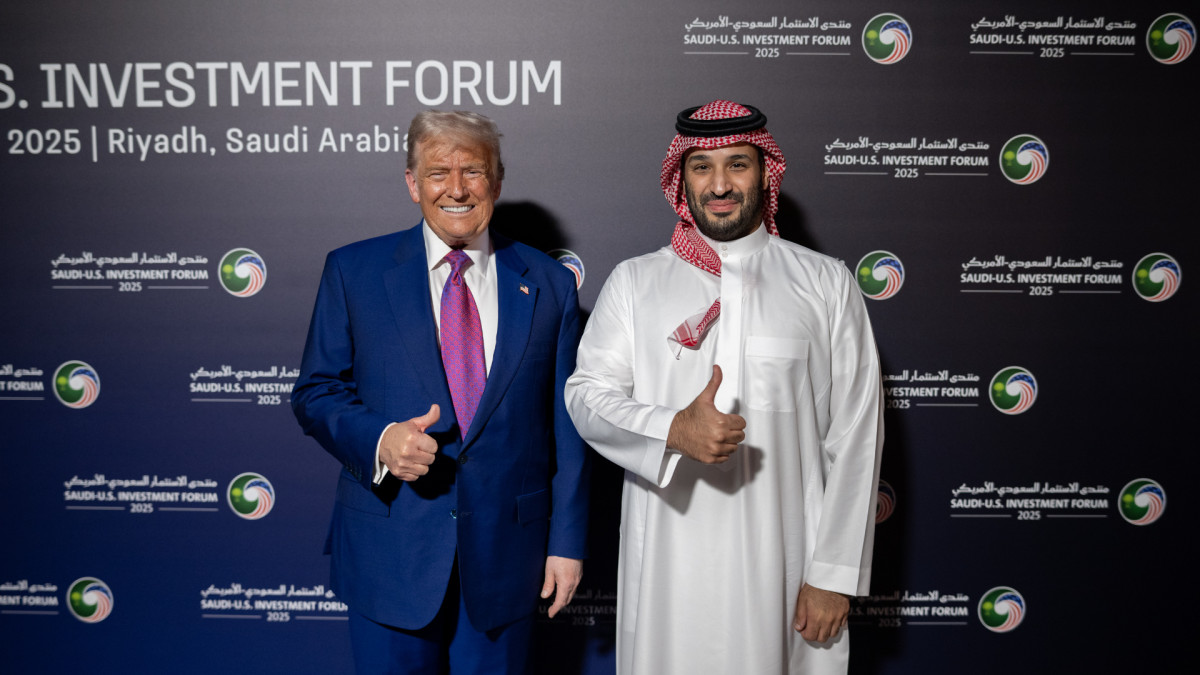 Donald Trump alongside Mohammed bin Salman, Crown Prince of Saudi Arabia
