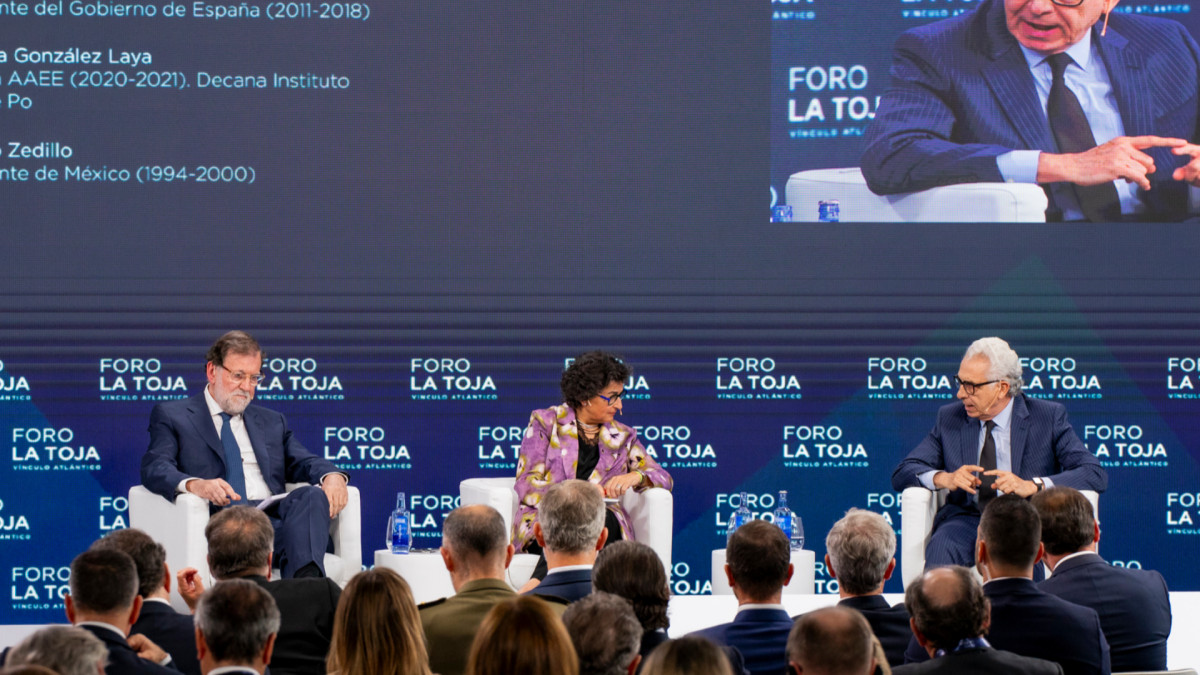 Arancha González Laya modera la conversación entre Mariano Rajoy y Ernesto Zedillo