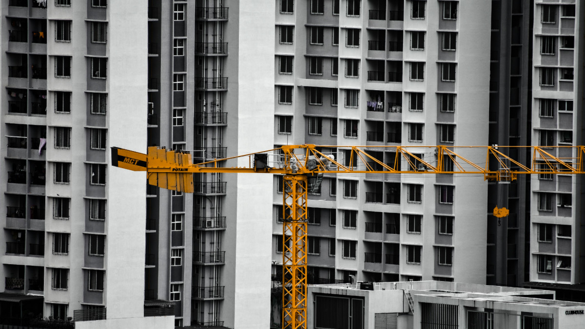 El debate sobre la vivienda está íntimamente ligado a la construcción y también a la creación de hogares.