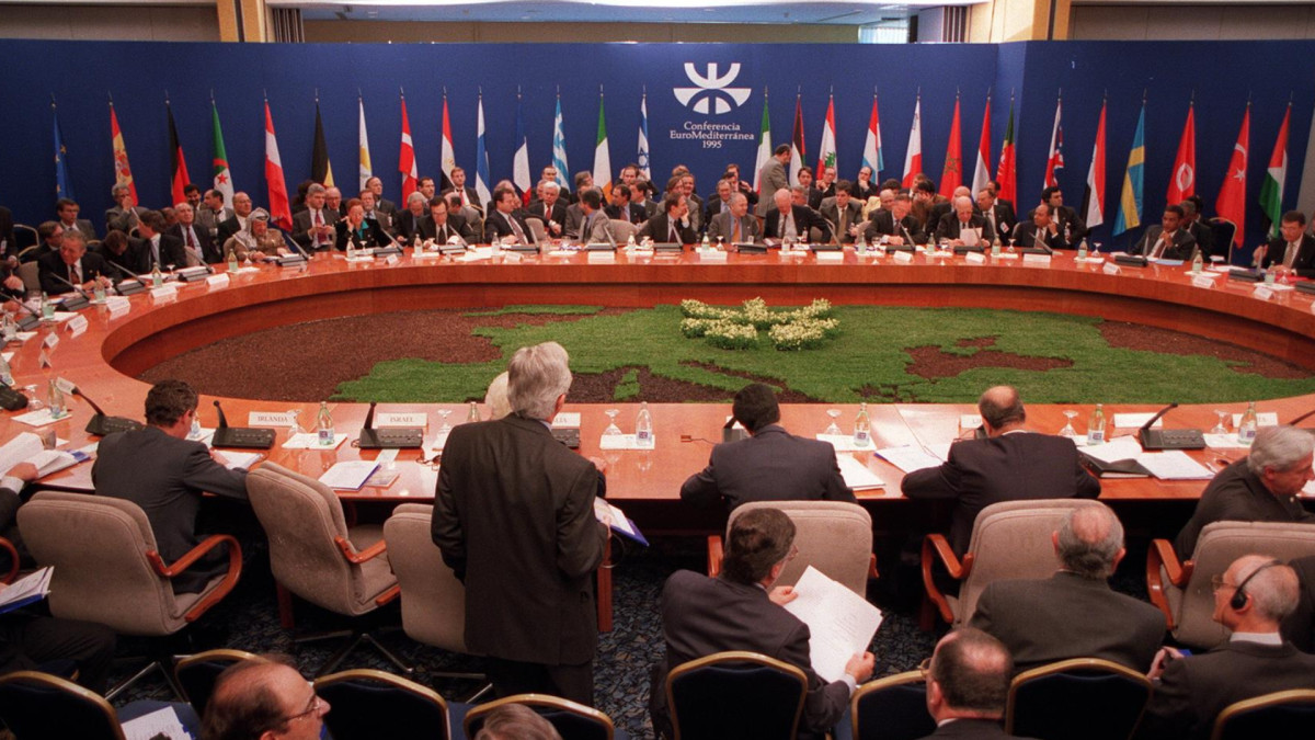 Inauguración oficial de la Conferencia EuroMediterránea en Barcelona (1995).