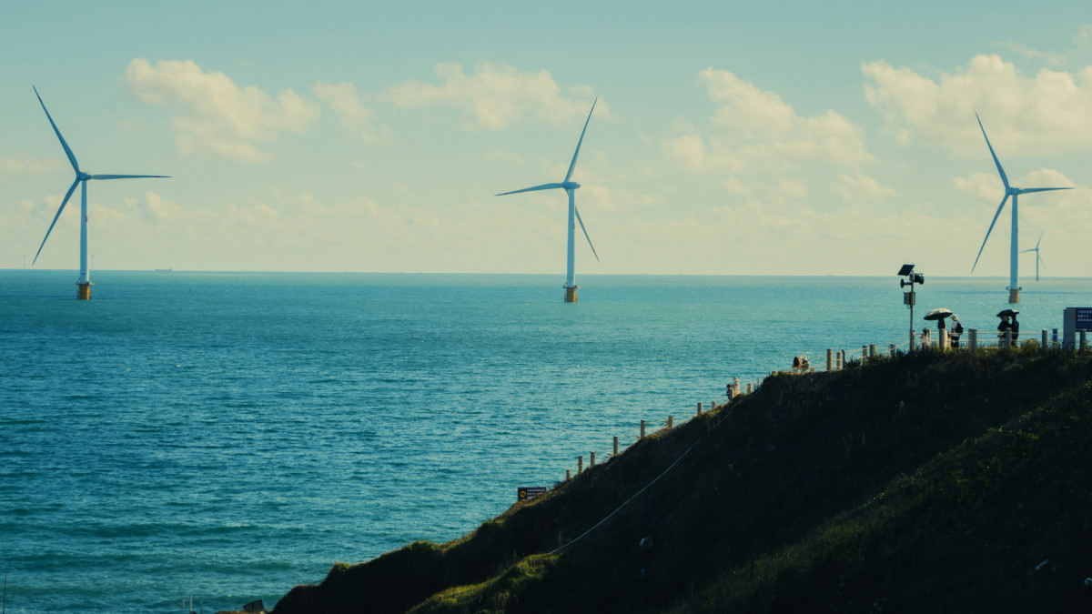 Las energías renovables han aumentado en implementación y eficiencia en los últimos años.
