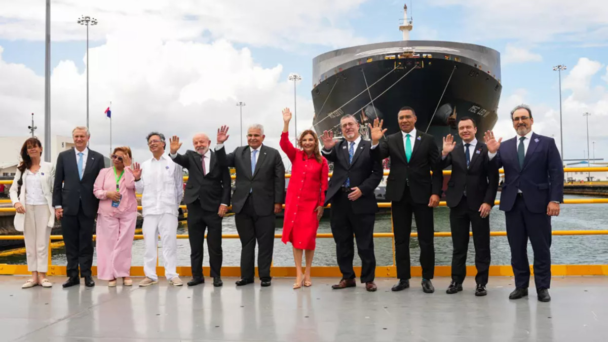 Distintos presidentes regionales, como Gustavo Petro, Lula da Silva o Daniel Noboa, en la inauguración del Foro Económico Internacional América Latina y el Caribe 2026.