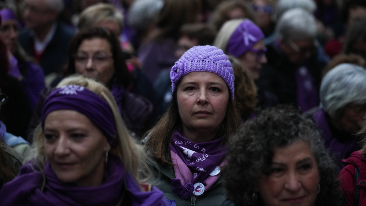 Manifestación del 8M de 2025 en València, España.