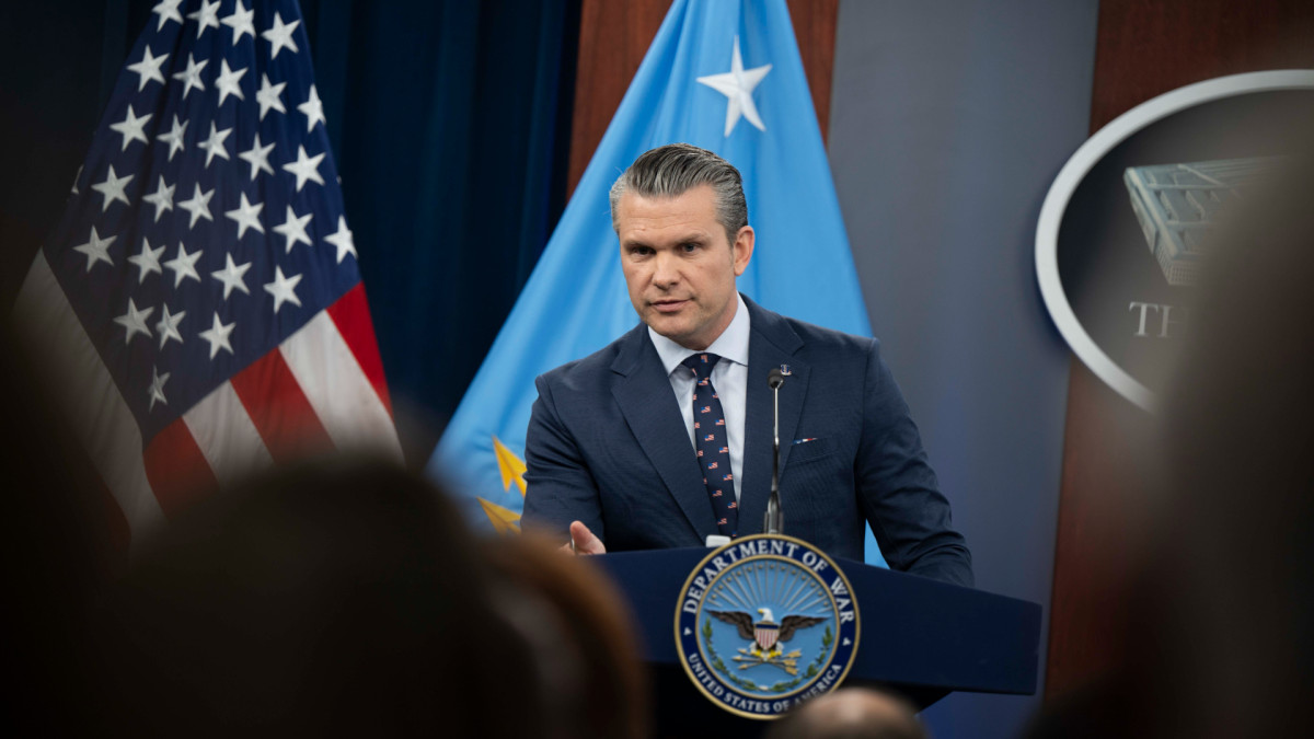 El secretario de Guerra de Estados Unidos, Pete Hegseth, es uno de los responsables de la acción militar en curso en Oriente Medio.