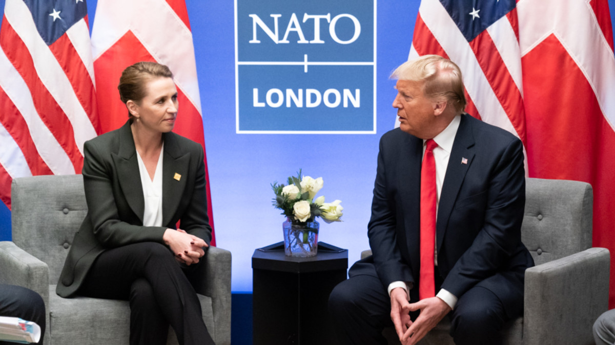 La primera ministra de Dinamarca, Mette Frederiksen, junto al presidente Donald Trump en una imagen de archivo.