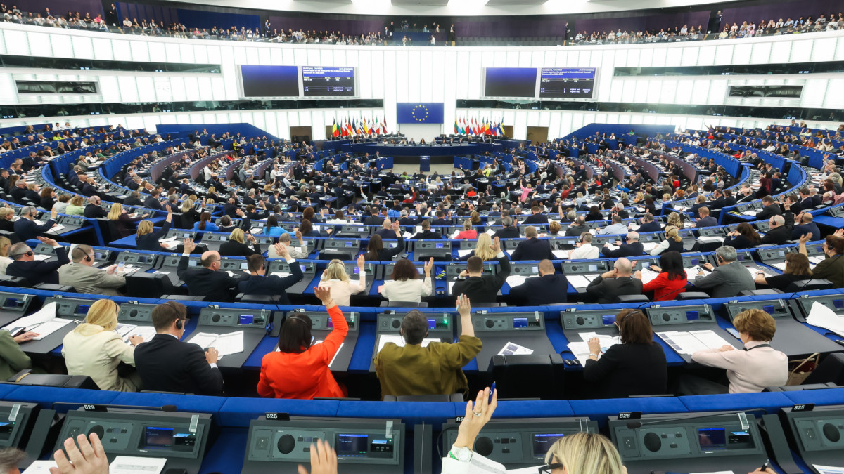 El Parlamento Europeo vota a favor de subir el gasto en el próximo MFP 2028-2034.