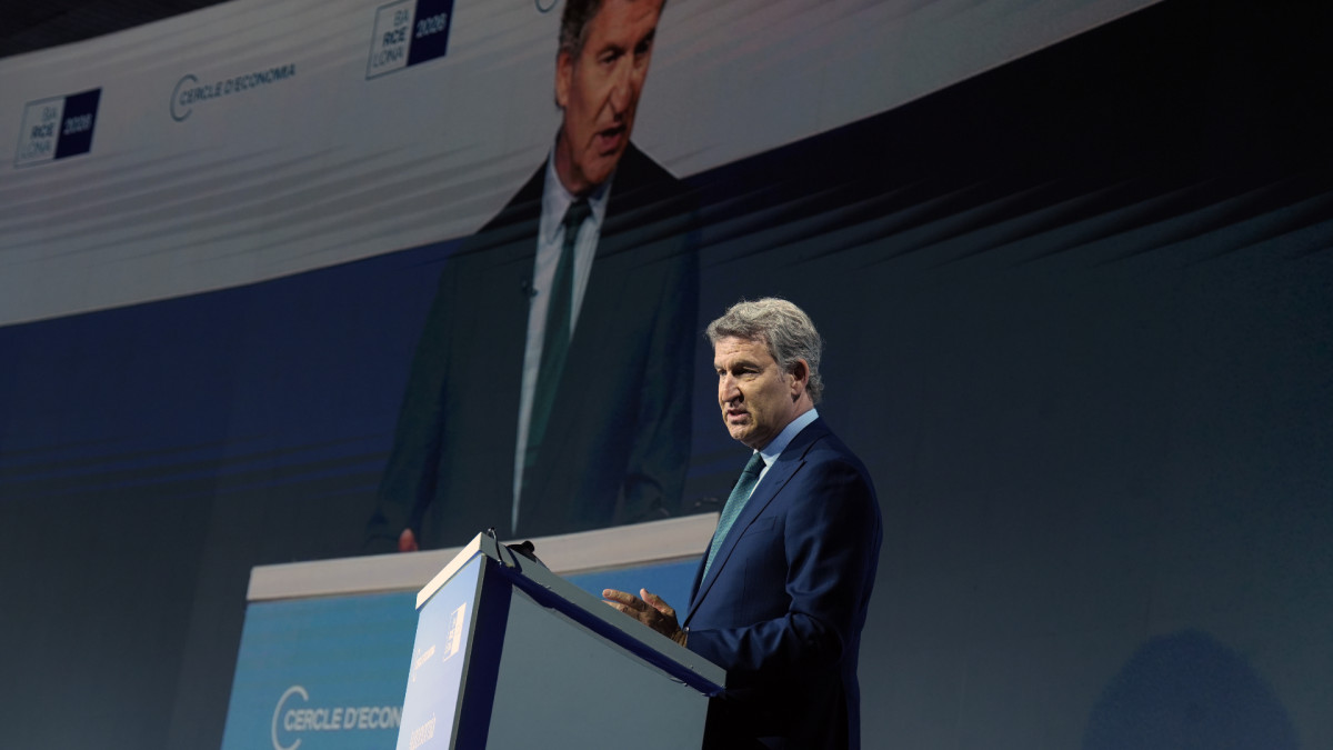 El presidente del PP, Alberto Núñez Feijóo, durante la 41 Reunió Cercle d'Economia.