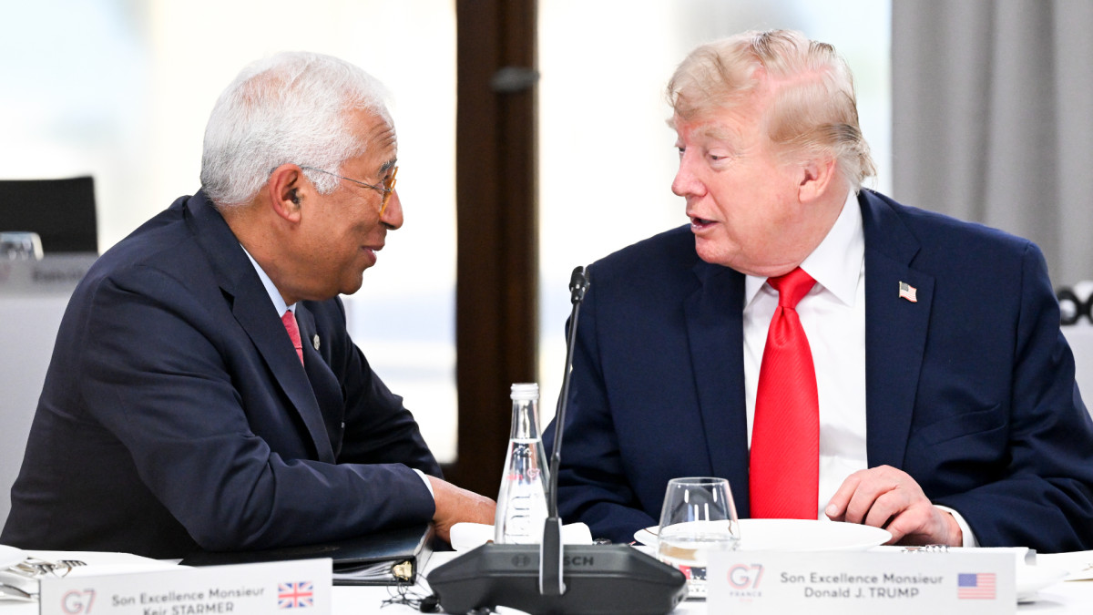 El presidente del Consejo Europeo, António Costa, junto al presidente de Estados Unidos, Donald Trump.