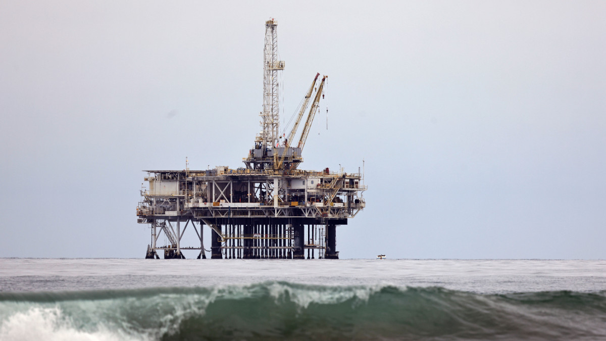 Las compañías petroleras son uno de los sectores donde más se han discutido los 'beneficios extraordinarios'.
