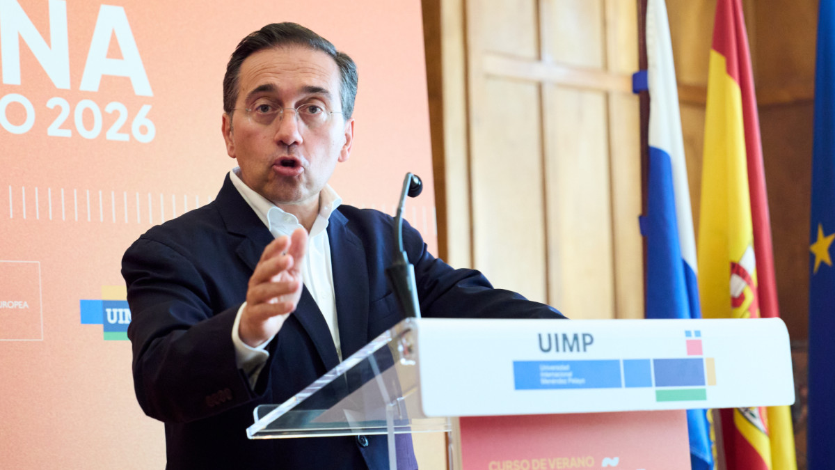 El ministro Albares se encargó de la 'sesión de apertura' de España en el Mundo 2026.