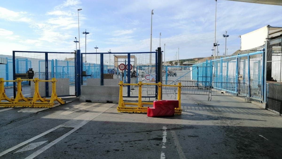 Frontera del Tarajal, que separa Ceuta de Marruecos. | Antonio Sempera / Europa Press