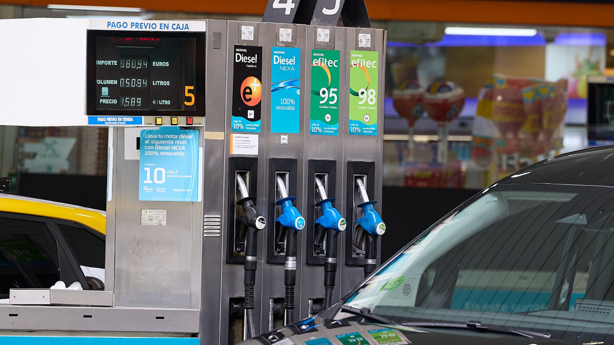Surtidores de una gasolinera  a 22 de junio de 2025, en Madrid.