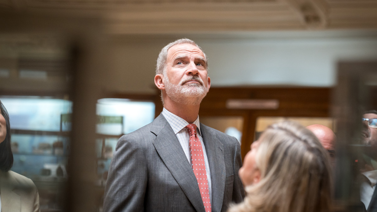 Felipe VI preside en Madrid el acto conmemorativo del centenario del Museo Geominero del IGME-CSIC.