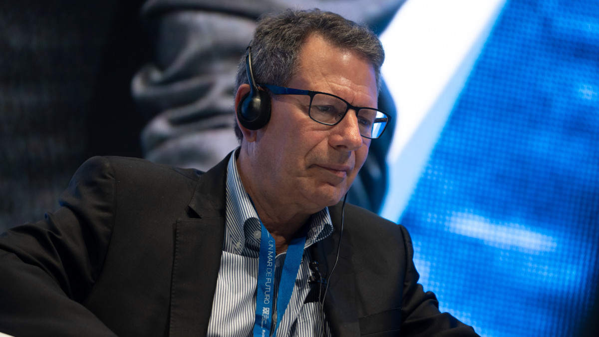 El profesor Robert Kaplan en una visita a España. | Jorge Gil / Europa Press