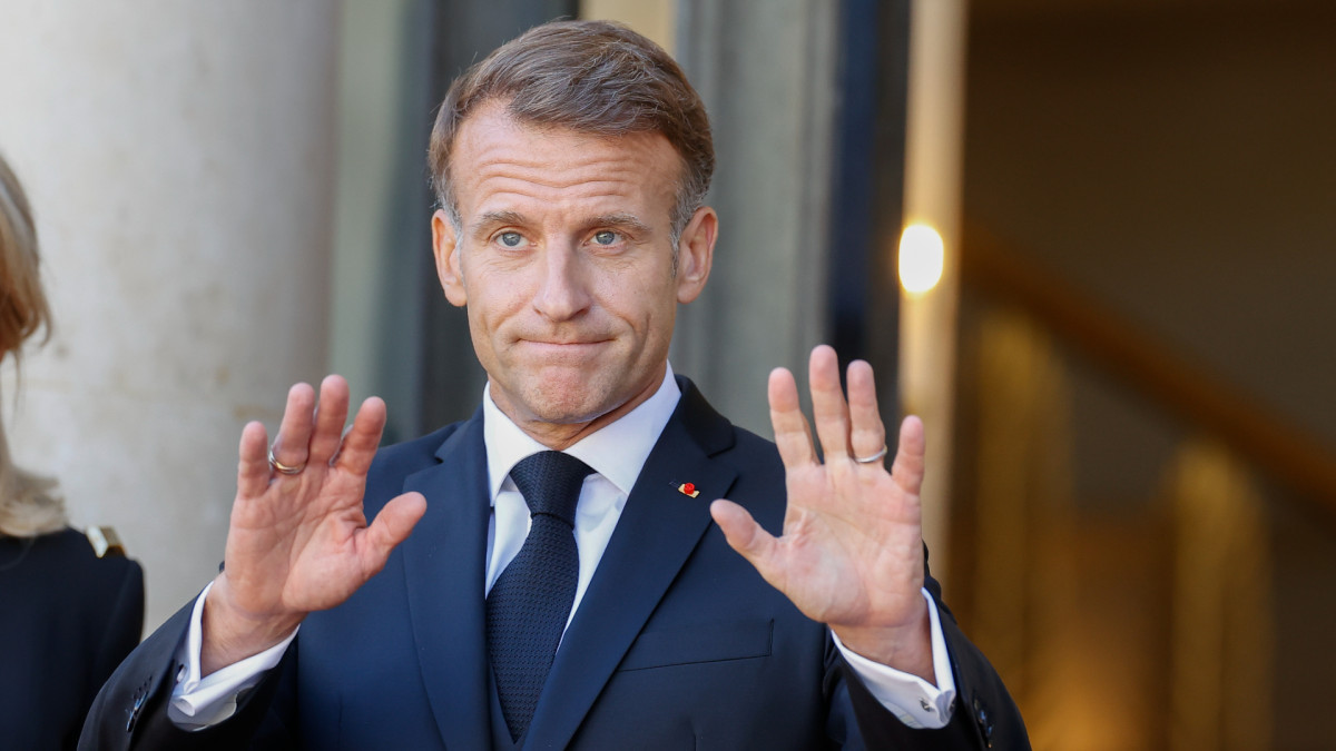 El presidente francés, Emmanuel Macron, en el palacio del Elíseo. | Loic Baratoux / Zuma Press / Europa Press